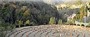 http://www.emptynestsupport.com/Cal-A-Vie.jpg
